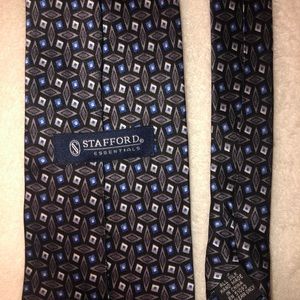 Stafford Blue Geometric Tie